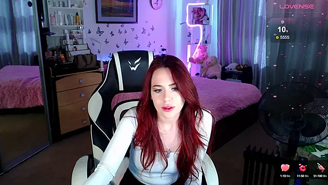 Snapshot of Sidney_blush chatting on September 18, 4:58 am Sidney blush online show from September 18, 4:58 am