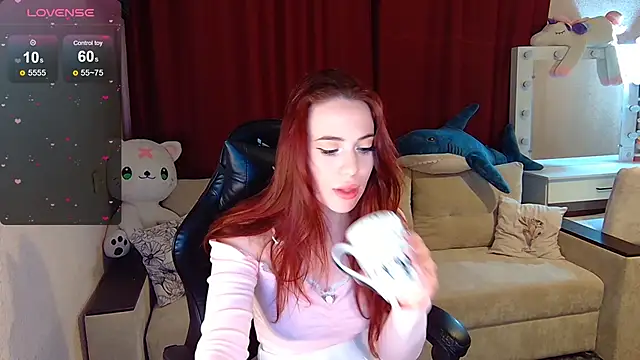 Snapshot of Sidney_blush chatting on November 27, 5:31 am Sidney blush online show from November 27, 5:31 am