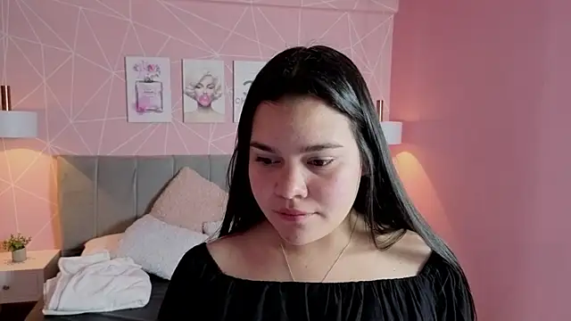 Snapshot of zara__sweet chatting on June 24, 1:21 pm zara sweet online show from June 24, 1:21 pm