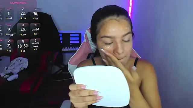 jessi and boy online show from February 2, 2:43 am