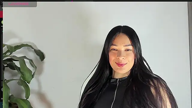 Snapshot of bella_hadid1_ chatting on March 22, 4:03 am bella hadid1  online show from March 22, 4:03 am