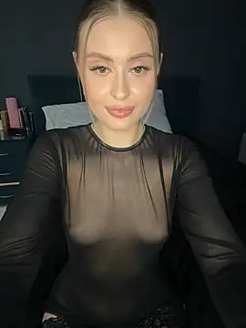 Snapshot of Sweet__Milly chatting on February 26, 5:50 pm Sweet Milly online show from February 26, 5:50 pm