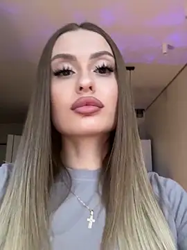 Snapshot of Sweet__Milly chatting on October 25, 1:07 pm Sweet Milly online show from October 25, 1:07 pm