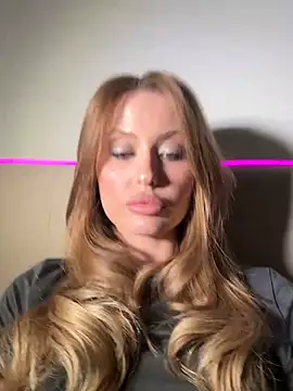 Sweet  Milly online show from April 26, 4:59 pm
