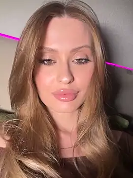 Snapshot of Sweet__Milly chatting on May 9, 7:41 pm Sweet Milly online show from May 9, 7:41 pm