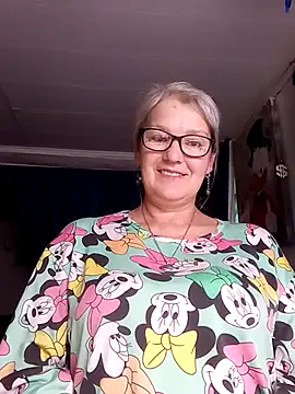 irinamaux online show from June 5, 4:08 am