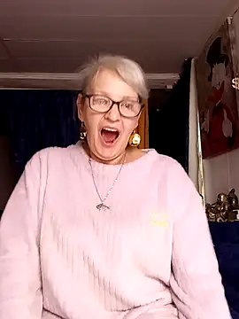 irinamaux online show from June 10, 4:34 am
