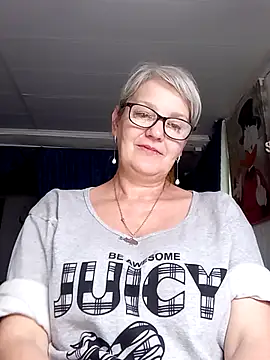 irinamaux online show from June 21, 5:54 am