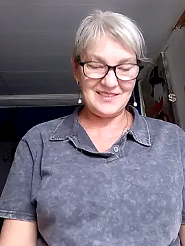 irinamaux online show from June 30, 5:52 am