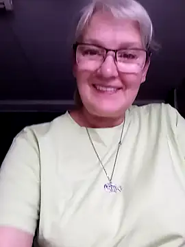 irinamaux online show from July 11, 2:58 am