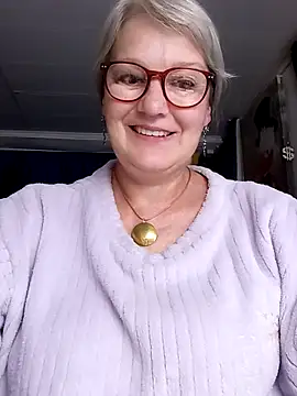 irinamaux online show from July 25, 11:57 pm