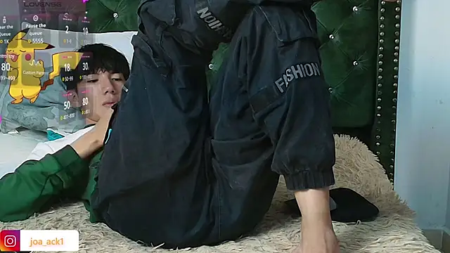 Levii Ackermann online show from February 7, 10:09 pm