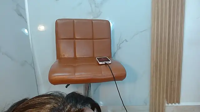 mollyguns online show from September 12, 10:32 pm