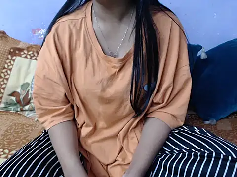 Snapshot of Freya_nia chatting on November 20, 6:35 am Freya nia online show from November 20, 6:35 am