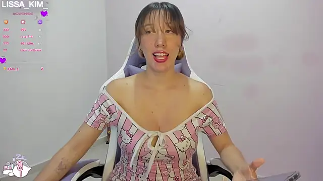 Snapshot of Lissa_Kim_ chatting on December 7, 3:25 am Lissa Kim online show from December 7, 3:25 am