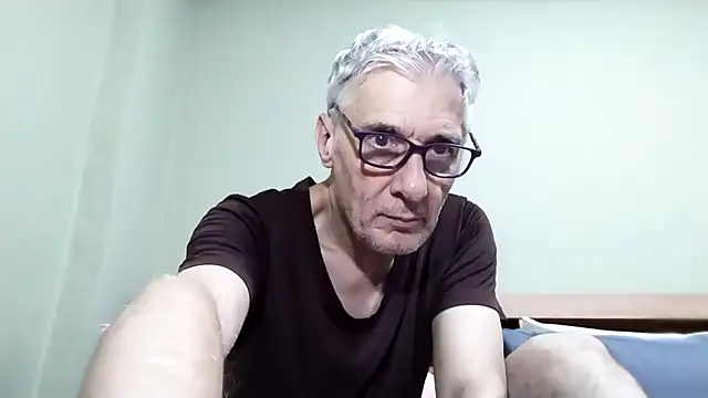 BIGUNCUTHARDCOCK online show from October 27, 1:09 am