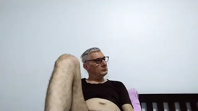 BIGUNCUTHARDCOCK online show from March 12, 1:12 am