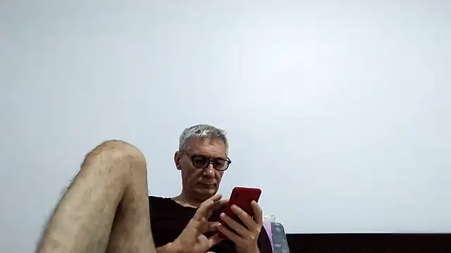 BIGUNCUTHARDCOCK online show from May 1, 12:04 am