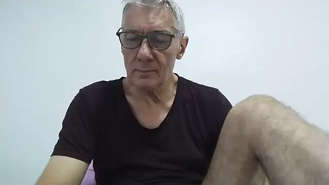BIGUNCUTHARDCOCK online show from June 2, 12:01 am