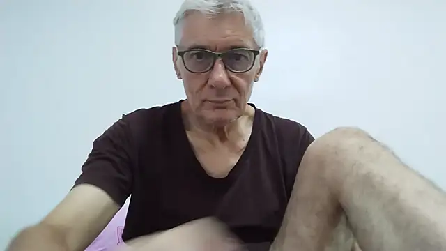 BIGUNCUTHARDCOCK online show from June 28, 12:05 am