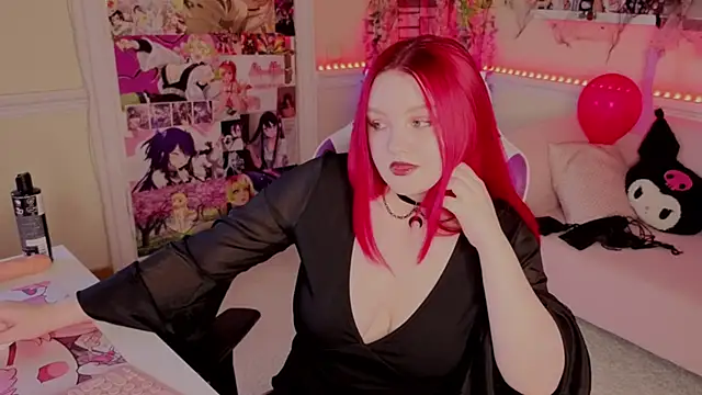 Snapshot of Unholy_Lady chatting on October 31, 6:25 am Unholy Lady online show from October 31, 6:25 am