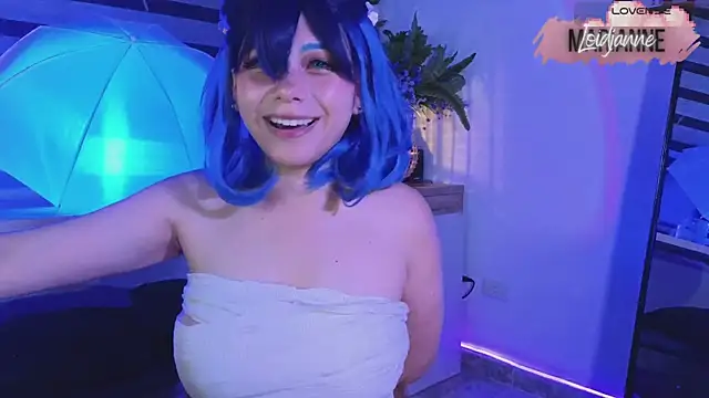 Snapshot of loIijanne chatting on January 10, 2:04 am loIijanne online show from January 10, 2:04 am