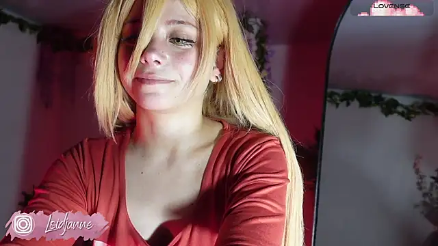 Snapshot of loIijanne chatting on November 23, 12:43 am loIijanne online show from November 23, 12:43 am