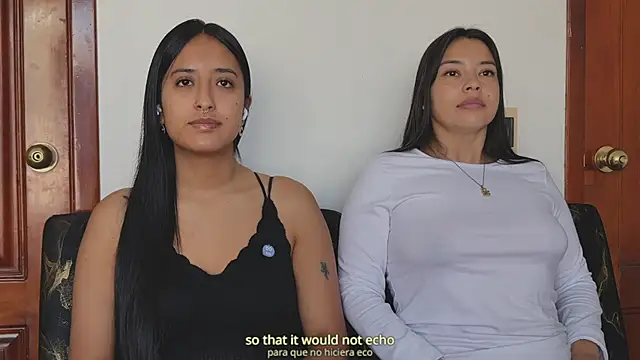 Snapshot of 2SummerLove1 chatting on November 7, 2:06 pm 2SummerLove1 online show from November 7, 2:06 pm