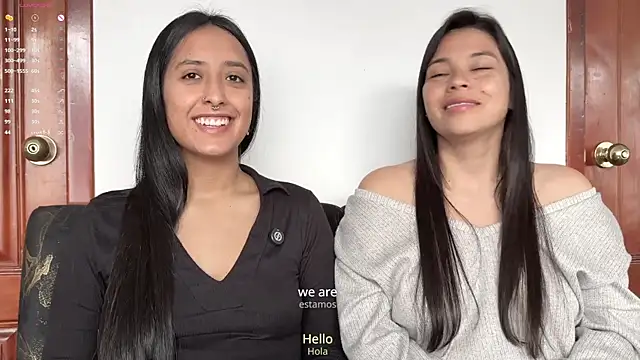 Snapshot of 2SummerLove1 chatting on February 9, 6:56 pm 2SummerLove1 online show from February 9, 6:56 pm