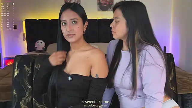 Snapshot of 2SummerLove1 chatting on February 24, 8:29 pm 2SummerLove1 online show from February 24, 8:29 pm