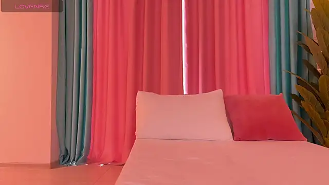 UrGoddessJenny online show from May 1, 10:42 am