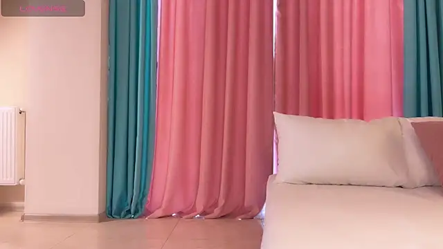 UrGoddessJenny online show from May 14, 9:38 am
