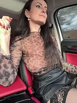 Snapshot of _AHHA_ chatting on February 16, 1:05 pm AHHA online show from February 16, 1:05 pm