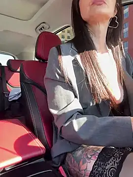 Snapshot of _AHHA_ chatting on March 16, 8:32 am AHHA online show from March 16, 8:32 am