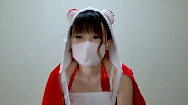 Snapshot of hi---chan- chatting on December 25, 10:39 am hi---chan- online show from December 25, 10:39 am