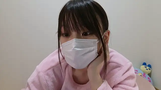 Snapshot of hi---chan- chatting on January 13, 11:06 pm hi---chan- online show from January 13, 11:06 pm