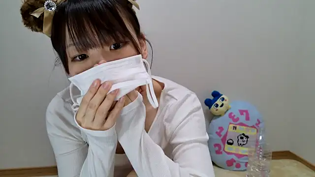 Snapshot of hi---chan- chatting on March 1, 2:15 am hi---chan- online show from March 1, 2:15 am