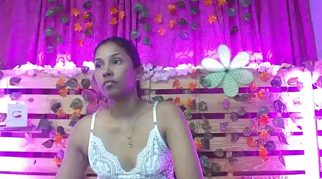 Elsa Parisi online show from December 20, 10:43 pm