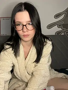 RoxiBlack online show from March 3, 8:48 pm