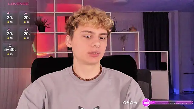 Snapshot of sunnyburn_boy chatting on December 29, 5:53 am sunnyburn boy online show from December 29, 5:53 am