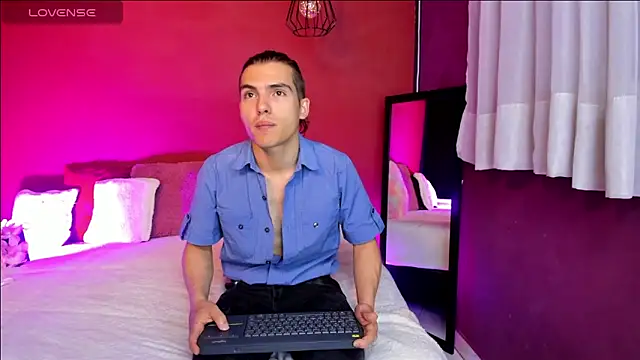  Tattoo Couple online show from November 11, 1:00 pm