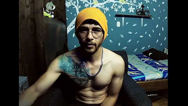 Snapshot of ponzothc chatting on February 22, 9:35 pm ponzothc online show from February 22, 9:35 pm