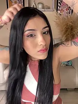 Snapshot of Sweetie_Arianna chatting on March 25, 4:29 am Sweetie Arianna online show from March 25, 4:29 am