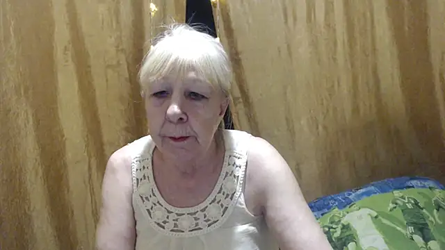  Estelitta 5 online show from January 21, 6:45 pm