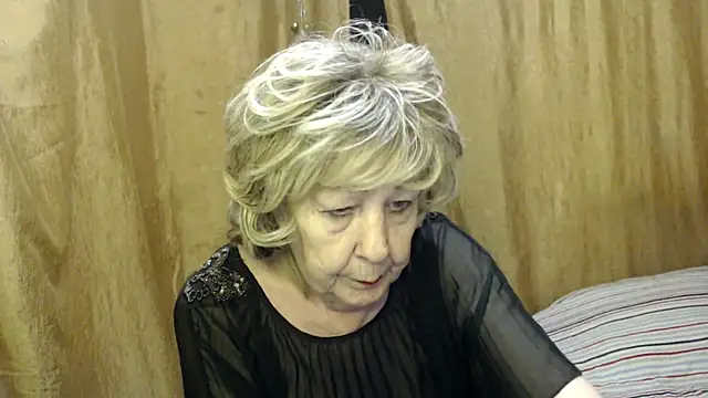  Estelitta 5 online show from February 16, 5:04 am