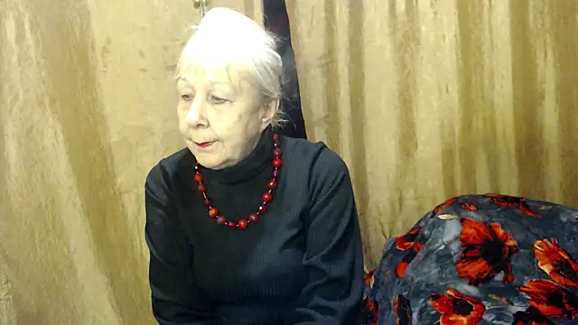  Estelitta 5 online show from March 17, 6:00 pm