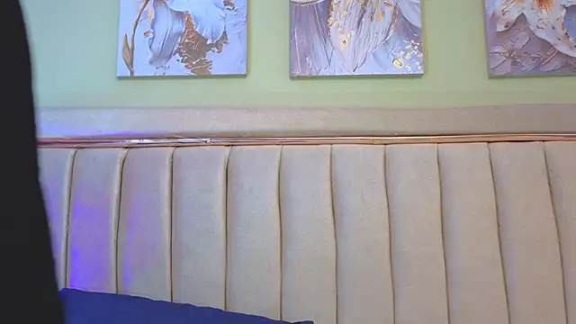 sophiia grey 1 online show from November 7, 11:16 pm