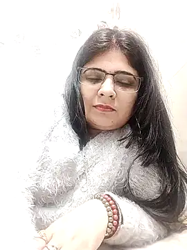 Husnpari20 online show from December 23, 9:16 am