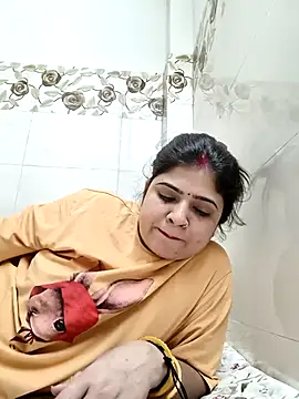 Husnpari20 online show from March 11, 10:40 am