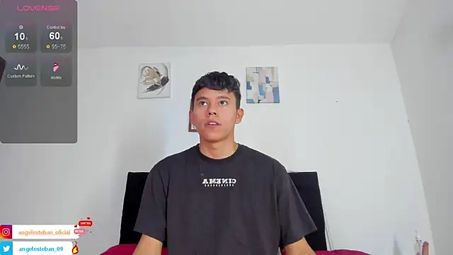 Snapshot of Angel_esteban_fx chatting on November 22, 12:04 pm Angel esteban fx online show from November 22, 12:04 pm